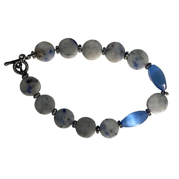 Beaded Bracelet With Marbled Blue Gray Disc Stones Silver Tone Toggle Clasp - Picture 7 of 7